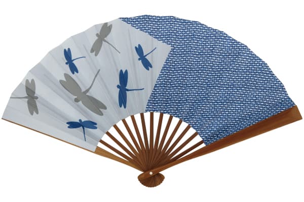 Ibasen is a long-established store of folding fans and fans. Ukiyo